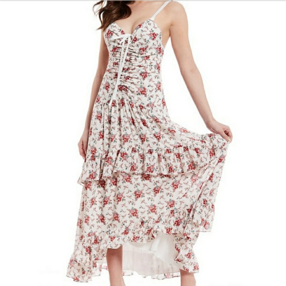 Boho Dress  Floral tiered Ruffled Size Medium NWT
